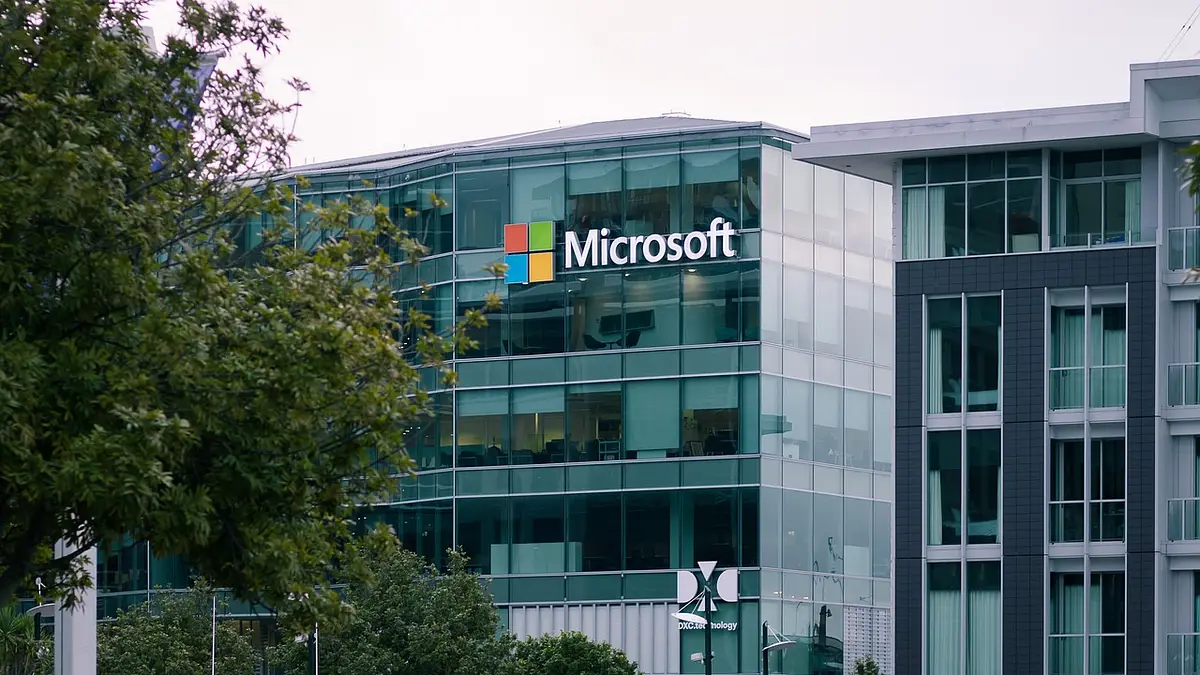 Microsoft inwestuje 10 mld USD w fabrykę AI w Portugalii