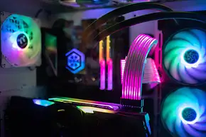 Ile kosztuje dobry komputer stacjonarny w 2025? Poradnik