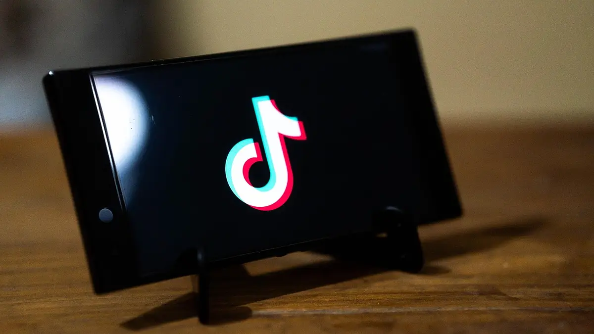 Przejęcie kontroli nad TikTok w USA: bezpieczeństwo i prywat