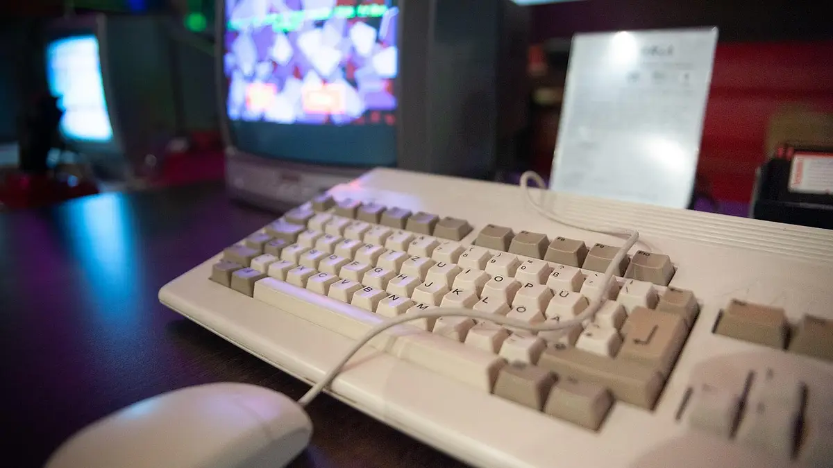Komputery retro – historia, renowacja i gry klasyczne