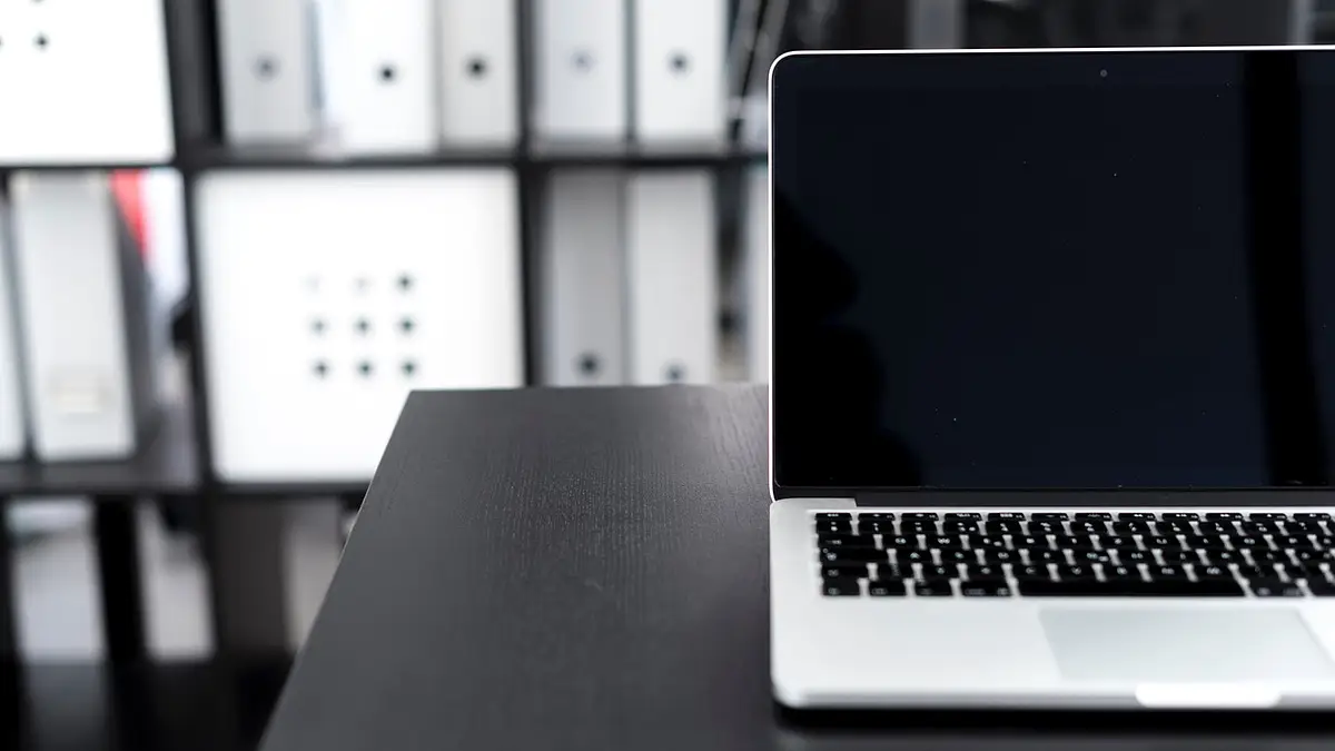 Najlepsze laptopy do 5000 zł – ranking, recenzje, poradnik