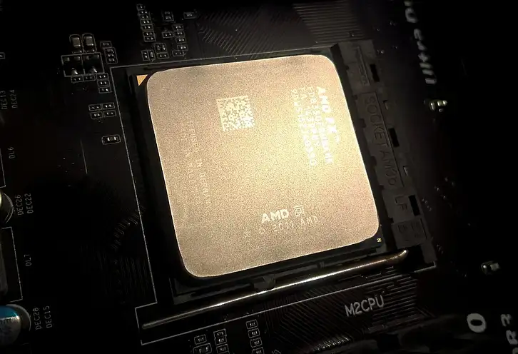 Technologie stosowane w laptopach - Odkryj nowoczesność i wy