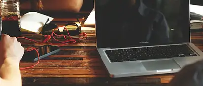 Bezpieczeństwo danych na laptopie: Zabezpiecz swoje informac