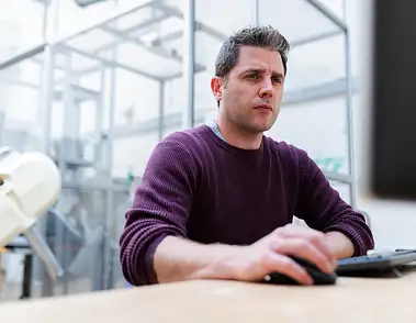 Jak złożyć komputer do pracy biurowej w 2025 roku - Proste k