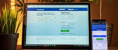 Jak zmienić datę urodzenia na Facebooku, gdy nie działa?