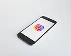 Jak dodać administratora na Instagramie? Odkryj nowe możliwo