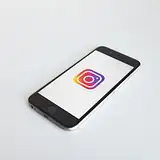 Jak dodać administratora na Instagramie? Odkryj nowe możliwo