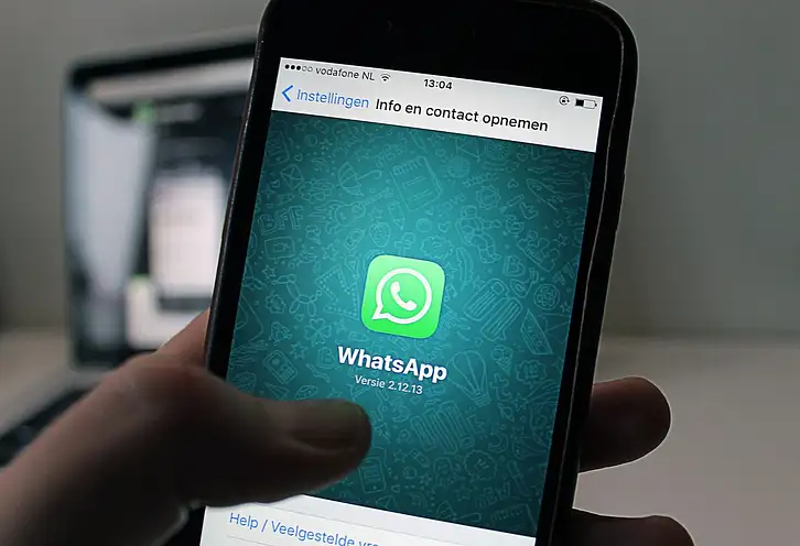 WhatsApp testuje obsługę wielu kont na iPhonie - nowa era ko