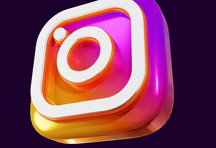 Co znaczy SC na Instagramie? Odkryj tajemnicę skrótu