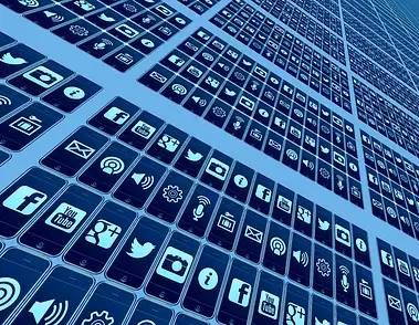 Jak zarabiać na Facebooku? Legalne sposoby na dochód