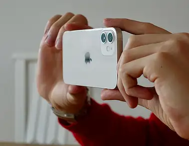 Nowy składany iPhone - Rewolucja w technologii mobilnej