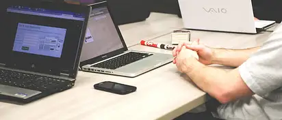 Najlepsze laptopy do 3000 - Wybór idealnych modeli