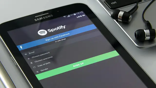 Spotify stawia na agentów AI i rozmowę o muzyce