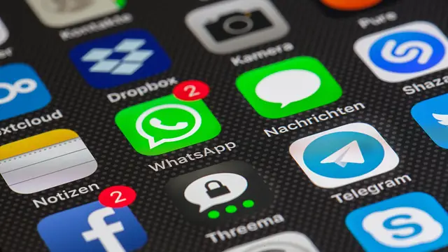 Fałszywy WhatsApp w Google Play. Jak rozpoznać kopię?