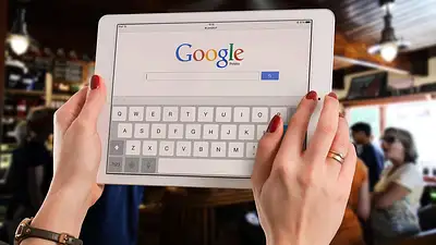 Google liderem wyścigu AI? Analiza innowacji i strategii
