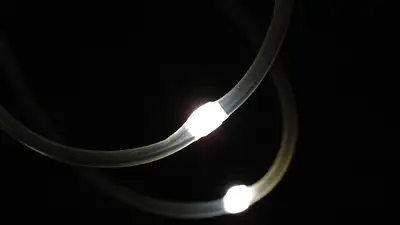 Oświetlenie LED RGB w gamingowym stanowisku – popraw koncent