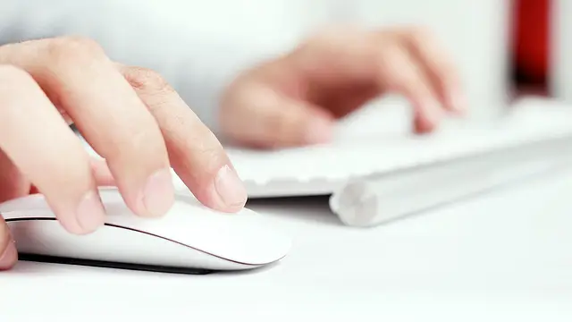 Akcesoria do laptopów – zwiększ efektywność pracy